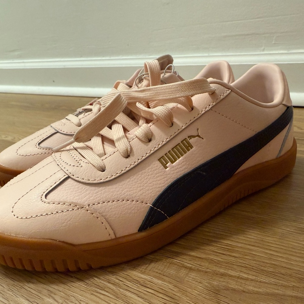 Puma Pink and Black Sneakers NEW